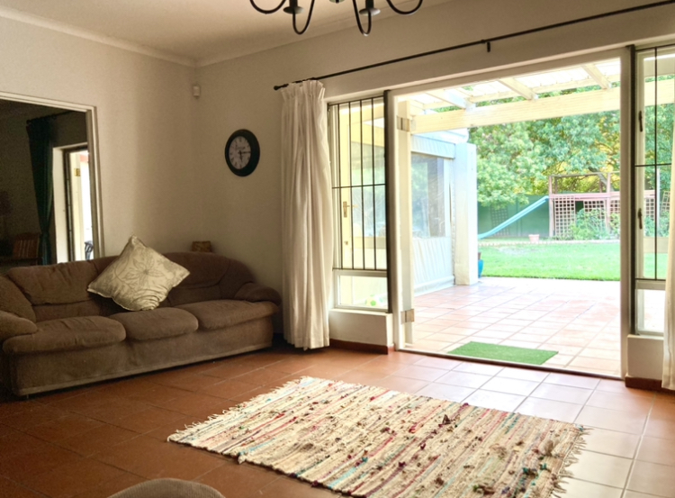 3 Bedroom Property for Sale in Morningside Western Cape